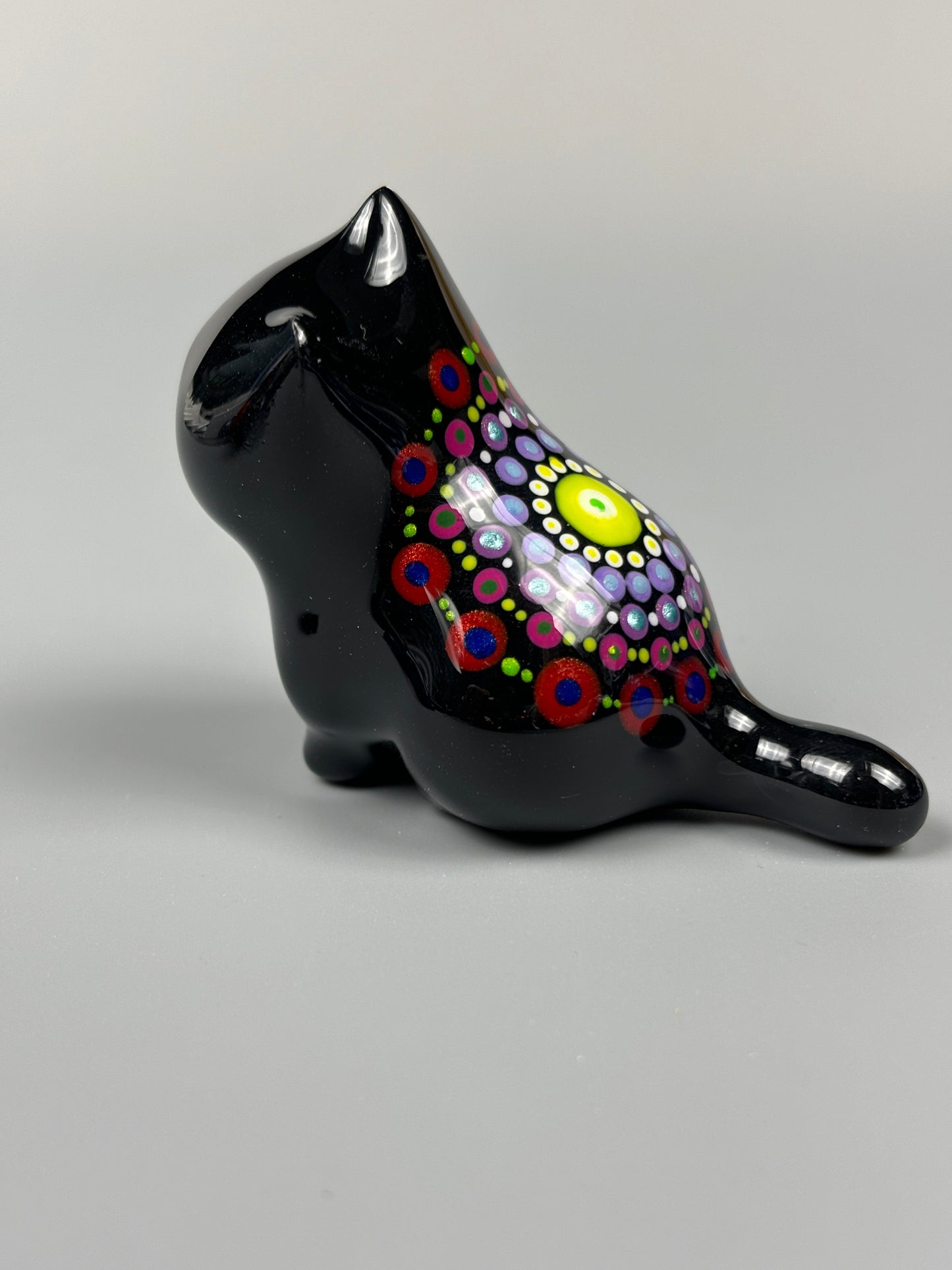 Multi-color Dots Mandala Hand-Painted Sitting Cat Figurine Home Decor Gift